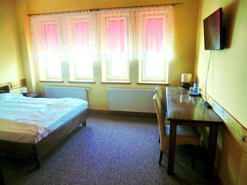Bed and Breakfast Iskra Августів Номер фото